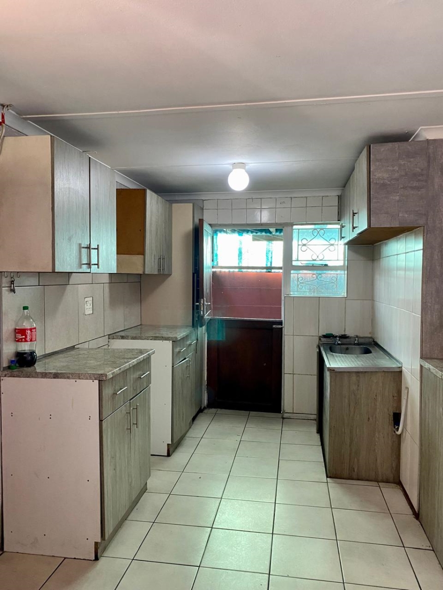 2 Bedroom Property for Sale in Portlands Western Cape